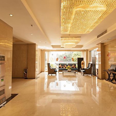 Xinghe Hotel Guagnzhou East Railway Station Branch Гуанджоу Екстериор снимка