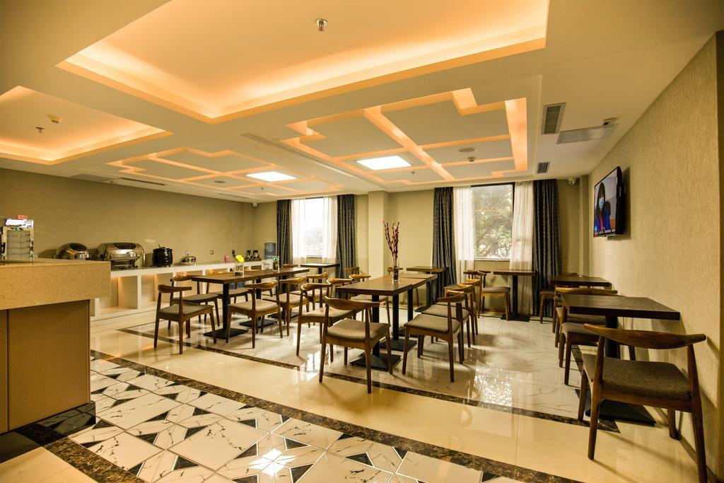 Xinghe Hotel Guagnzhou East Railway Station Branch Гуанджоу Екстериор снимка